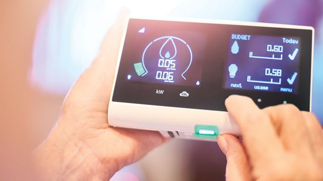 LabManager's tweet photo. “The Smart Labs approach can be implemented both in new buildings and by retrofitting existing buildings.” https://t.co/R88cLxVYeW #LabVentilation #LabDesign #GreenLabs #SustainableLabs #SmartLabs https://t.co/8dYiUqhBaF