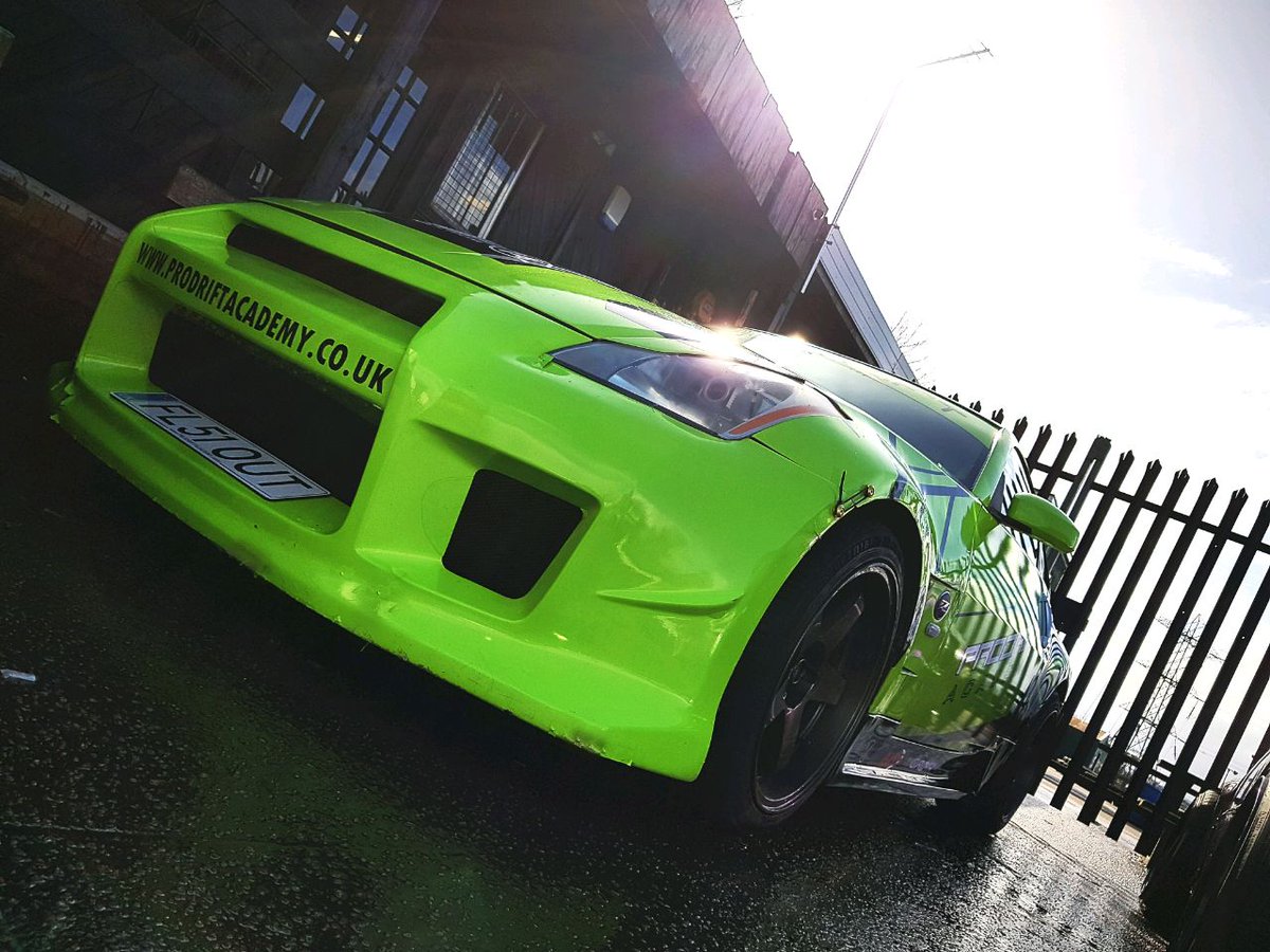 Most of you might be #backtowork but there's a lot to look forward to!

The sun is starting to shine, and it's warming up in Birmingham! 

Why not make a change from the norm, and enjoy the sun whilst drifting? You won't regret it!

#TuesdayThoughts 
#Drift