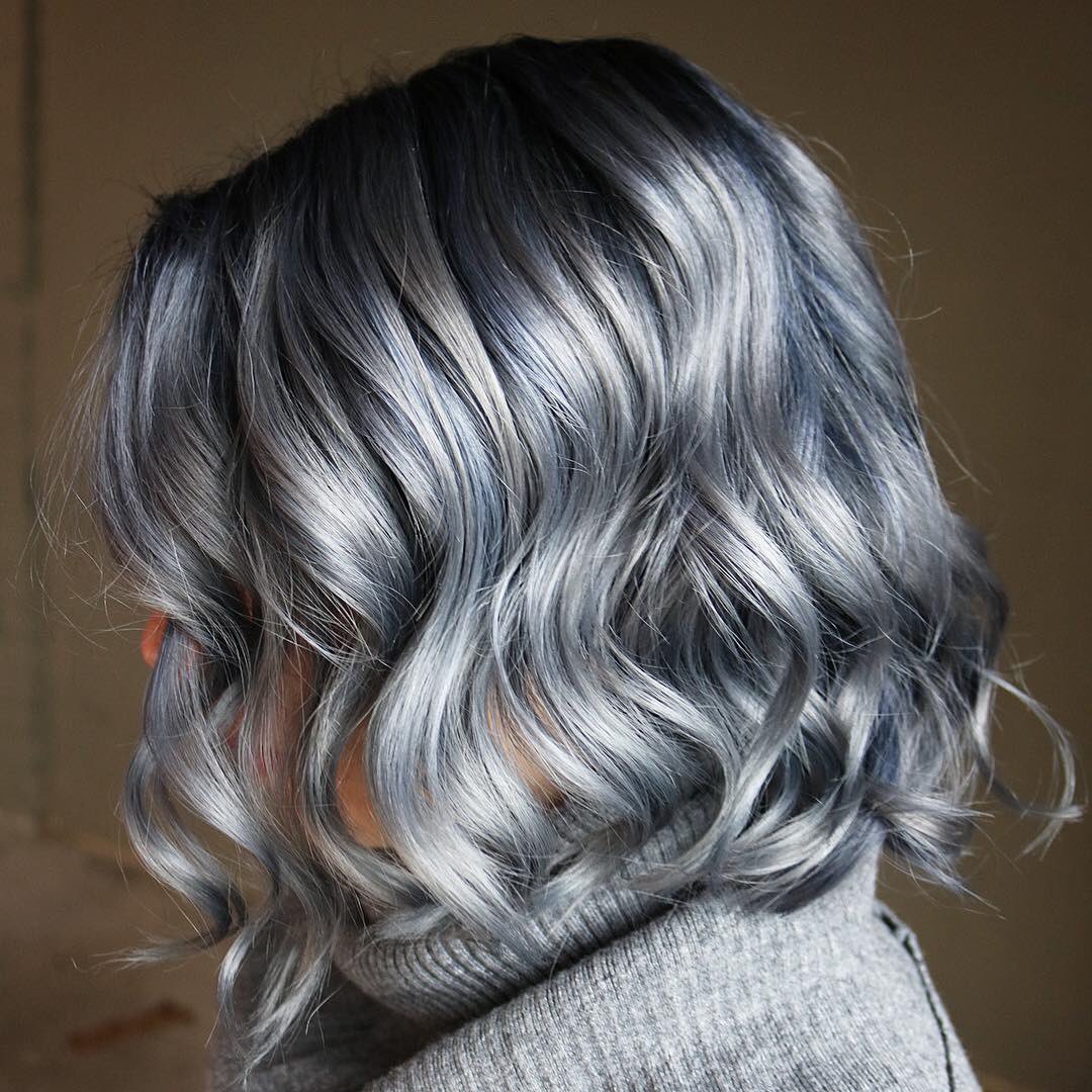 KenraPro's tweet photo. Every silver lining has a cloud ☁️ by @ saraihairwizard!
.
Another magical creation using @Kenra_Haircare Metallics and Frost collection with @olaplex &amp; @Framarint in the mix!
#kenrametallics #metallicobsession #ghostedhaircolor #kenra #kenraprofessional #kenracolor #silverhair https://t.co/PGeGT00yTD