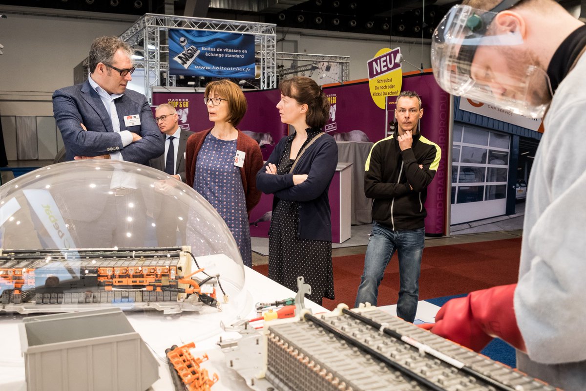 bebat_BE's tweet photo. Jullie bezochten massaal de Bebat stand. Dankjewel, en tot de volgende keer! #AutoTechnica https://t.co/n6BWzZ7U9O https://t.co/DNuxs7uxkZ