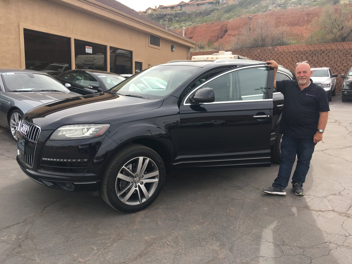 SAGutah's tweet photo. 2012 Audi Q7 3.0T Quattro Premium Plus! Thank you for your business, Jim! #HappyCustomers #Specialties #SpecialtiesAuto #UtahCars #Audi #Q7 #Quattro https://t.co/eXDKIy894P