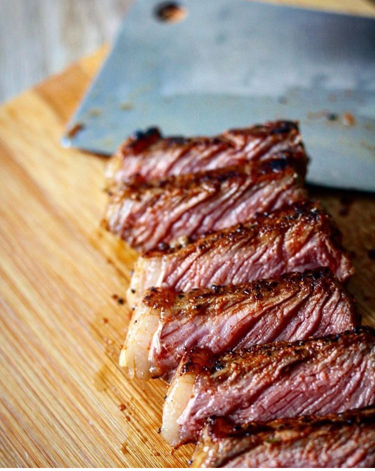 KeevilAndKeevil's tweet photo. Steak night is back!

@fatfoodclub has cooked up some of Keevil&amp;Keevil's buffalo sirloin steaks with @lanesbbq1 rub.

Buffalo steak is similar In taste to beef and can be cooked in the same way but is leaner and so a healthier choice. https://t.co/4jm8qatGD9