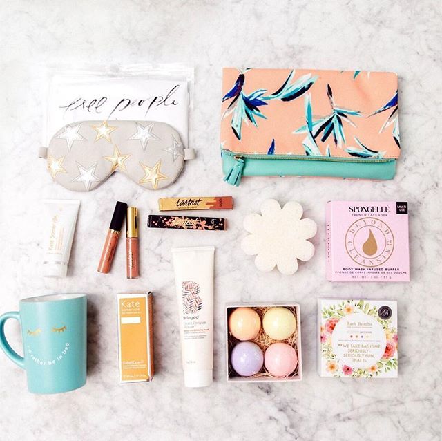 kacie_cooper's tweet image. It’s still not too late to get the Spring Editor’s Box! #fabfitfunpartner I’m loving these products 😍😍 Order soon because it’ll only be available until the end of April! Get $10 off with “SUNSHINE” link: ift.tt/2u5fzPj (in bio) #fabfitfun #fabfitfunspringbox #subsc…