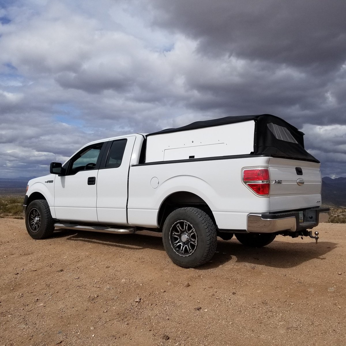 hideaside's tweet image. Yes you can drive with the HideASide up!