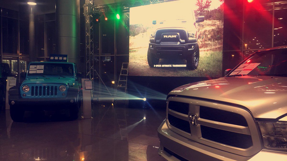 SRT_KSA's tweet photo. #مهرجان المتحدة للتخفيضات  في #الخبر في إنتظاركم وحتى ٥ #ابريل 
#المتحدة_للسيارات
#جيب_السعودية
#رام_السعودية
https://t.co/Tfb4TaalEd https://t.co/REqpR3l0CQ