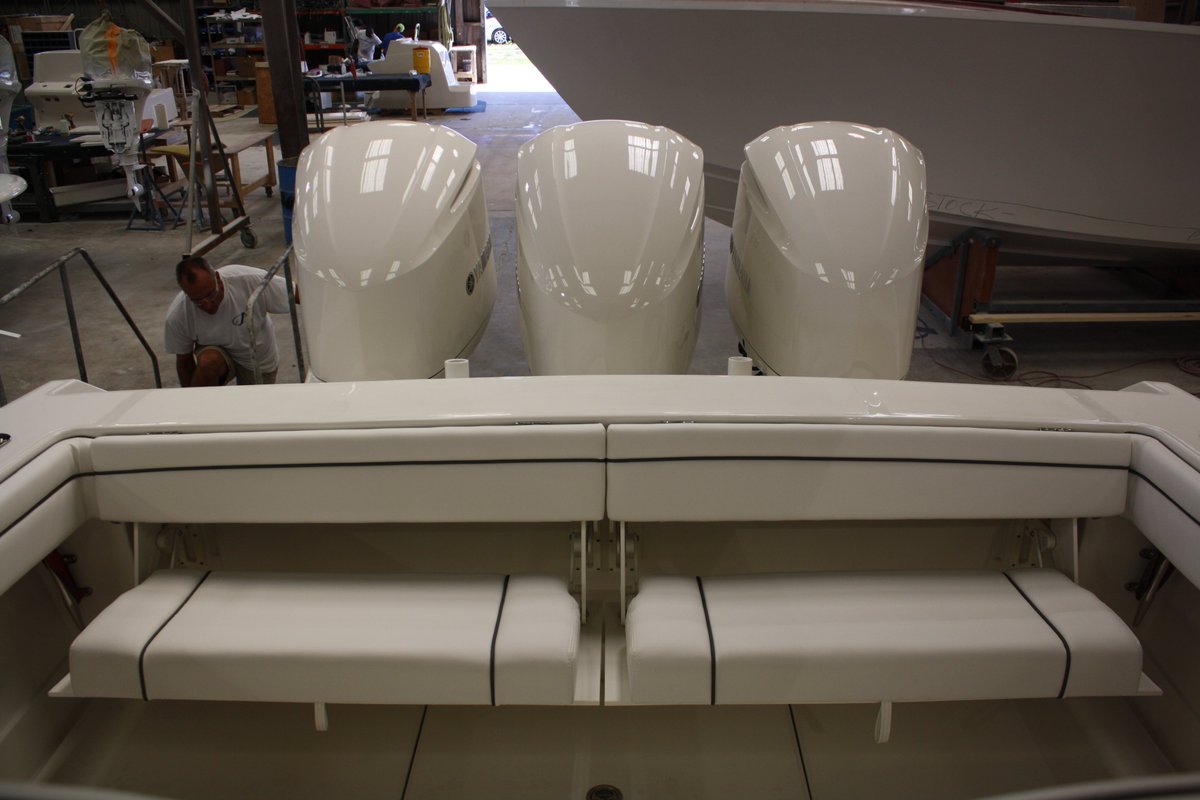 JupiterMarine's tweet photo. Here at Jupiter, we pride ourselves on building a top quality boat with custom features designed to fit your every need!! Check out some of these awesome options!
#JupiterMarine #DualSternSeat #CastingPlatform #PaddleBoardStorage #DualVHFConsole #JupiterFamily #BoatLife #Offshore https://t.co/MnP0kMhorf