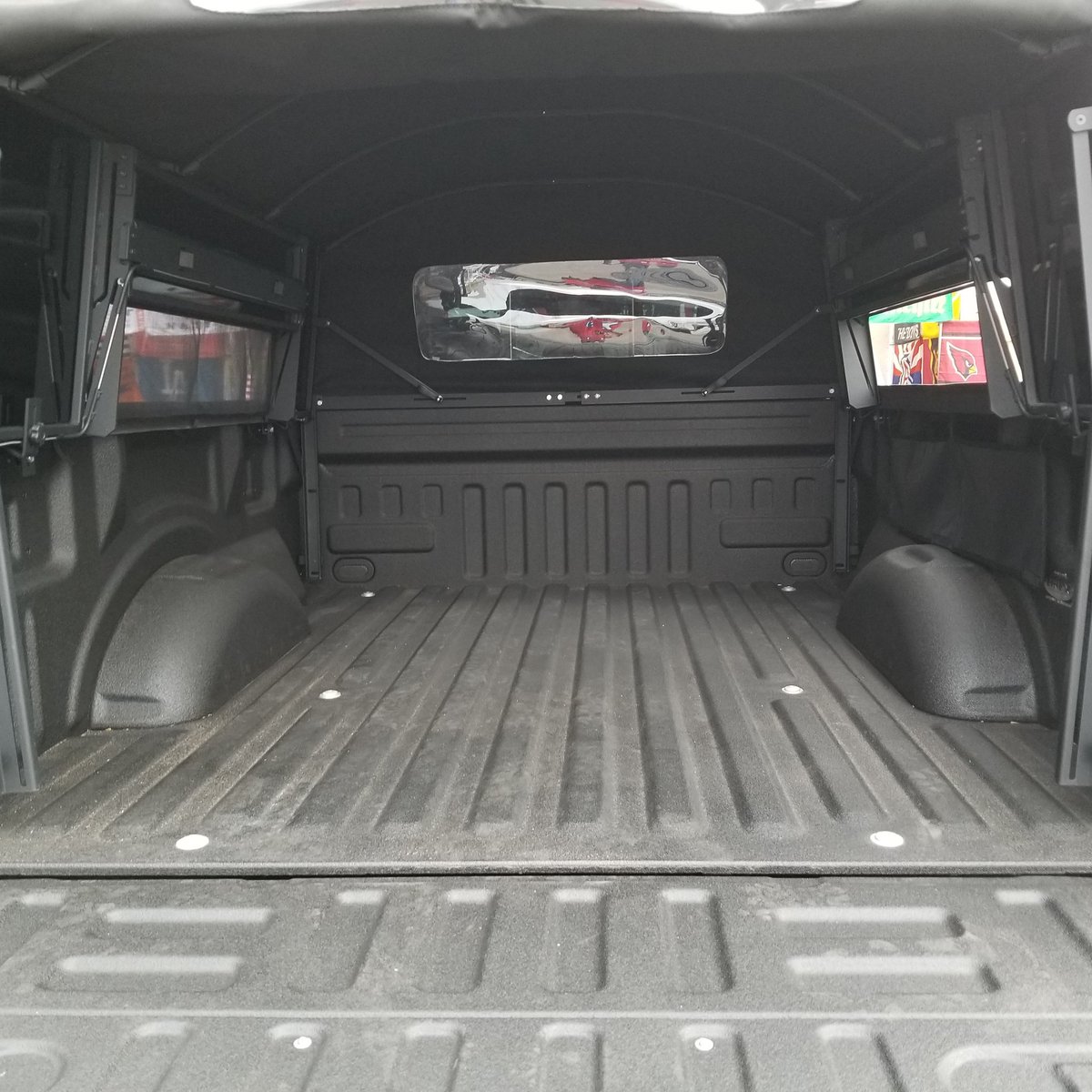 hideaside's tweet image. Inside view with the HideASide up.