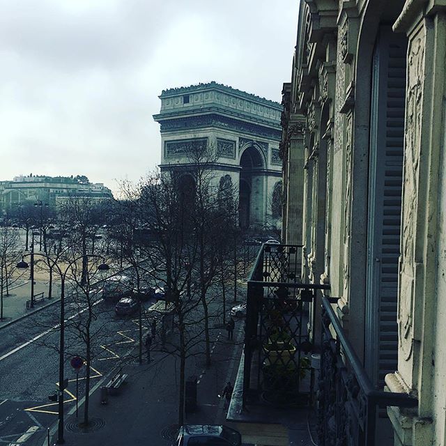 Maison_Albar's tweet image. This is Paris ✨#maisonalbarhotel #champselysees #roomwithview (ph: @mizdeshannon ) ift.tt/2GQRwsl