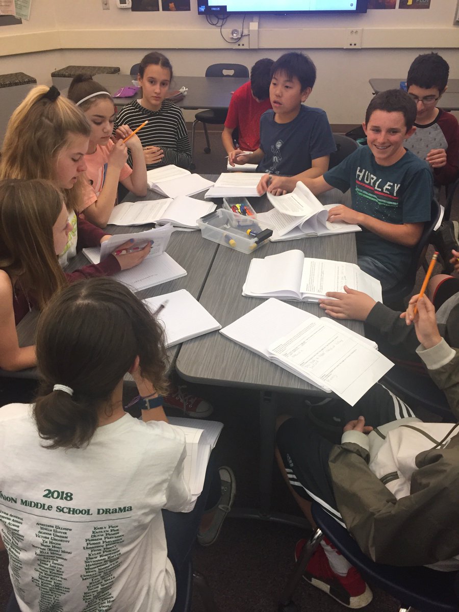 Randolph_teach's tweet photo. I didn't even ask these kids to collaborate. They immediately flocked together and began strategizing as soon as they heard they'd be on the same debate team. #theartofargument #usdlearns #teamums https://t.co/vQg2HegY0J