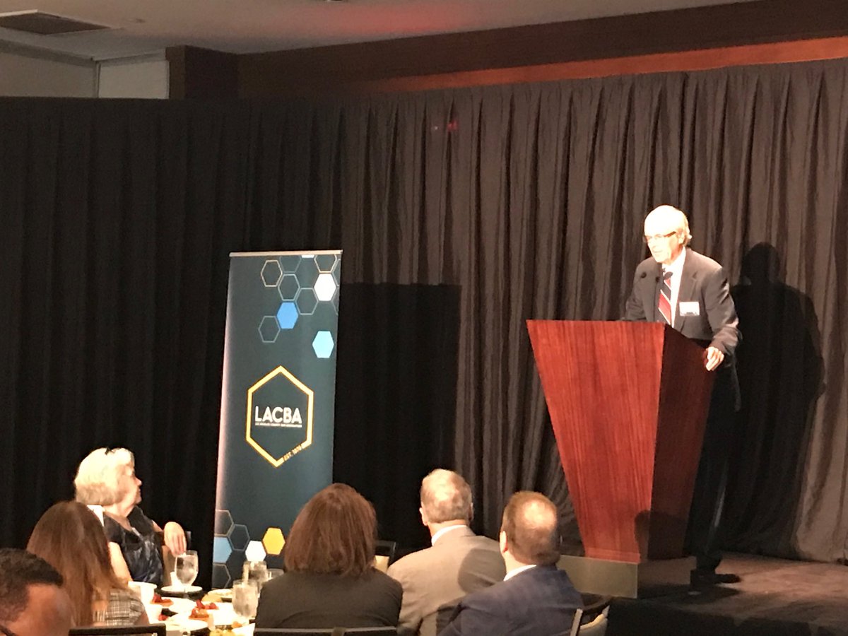 ssanematsu213's tweet photo. Proud to work with Dick Rothschild, who just received the Pamela Dunn Appellate Justice Award from the LACBA. Congrats, Dick! #wclp #westerncenter https://t.co/S74rlPqKZK