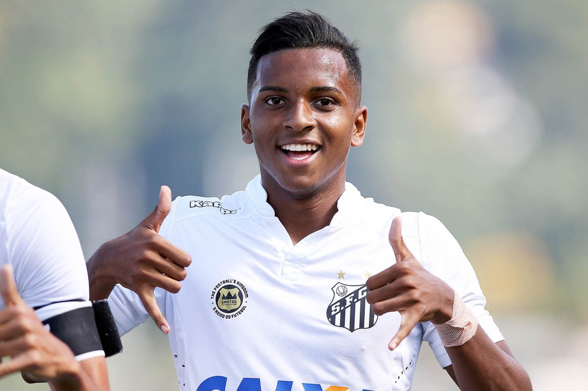 Quem vai Brilhar mais em 2018?

Liziero 🔃
Rodrygo ♥️