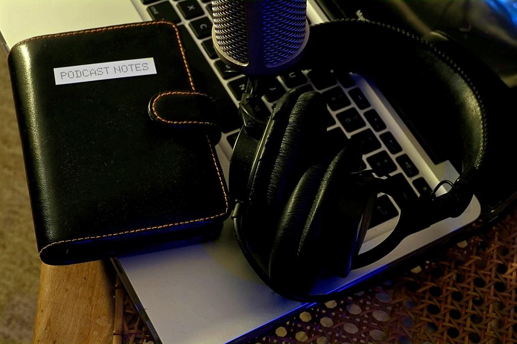 Top 10 Real-World #Podcasting Questions curious.stratford.edu/2018/04/03/top… (TM) #Curious #podcast