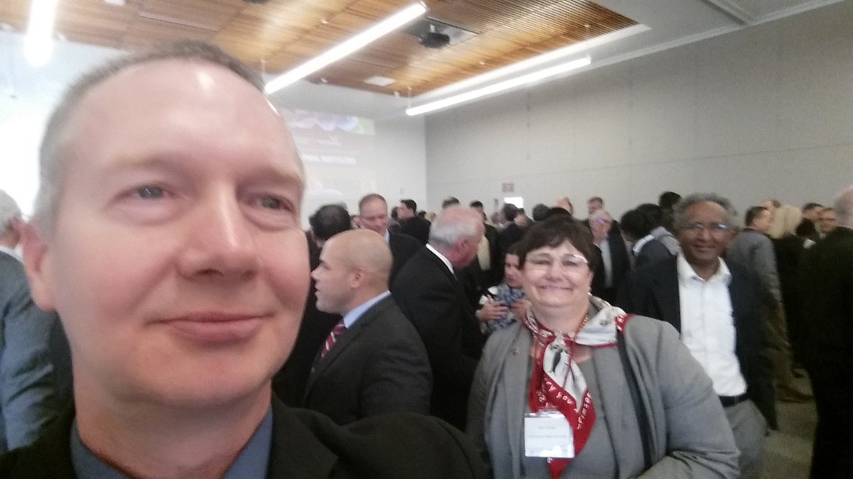 DavidField39's tweet photo. WSU/PNNL joint institutes kickoff celebration. Look who's tweeting,  @WSU_Noel_Schulz,  tweeting on request.  @WSUVoiland #WSU #GoCougs https://t.co/qzuPi7NarD