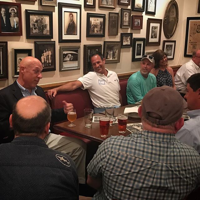 BrewDrinkRun's tweet photo. #Savannah! @dogfishhead CEO Sam Calagione is in town. Go say hi tonight at @distillerysav. #beer #craftbeer #savbeer https://t.co/ZRFZoH11qK