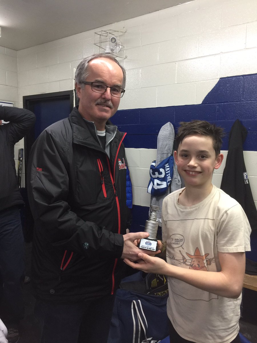 Big 2-1 win over @RBC_Jackals in @HkyNL Pee Wee A action. #4 Elias Marner gets the <a href="/UniversalCorpNL/">Universal Corporate Wear</a> POG &amp; #30 Pearcey gets the Bulldog Chain of the Game. Goals by #88 Captain Jack and #73 McGrath with the GWG. Next up vs @RBCWolverines 9 am tomorrow @DJHLnews