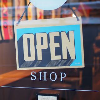GoldingGroup's tweet photo. 15 Tips from Retailers on How to Compete with the Big Stores. @megaventory https://t.co/gdyIw6c4Hg https://t.co/sNGPYz2pfd