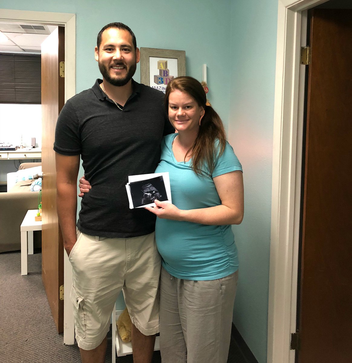 LullabyTribe's tweet image. 20 (ish) week #anatomyscan and this cute couple asked to not know the gender because they want to be surprised.
#lullabytribe