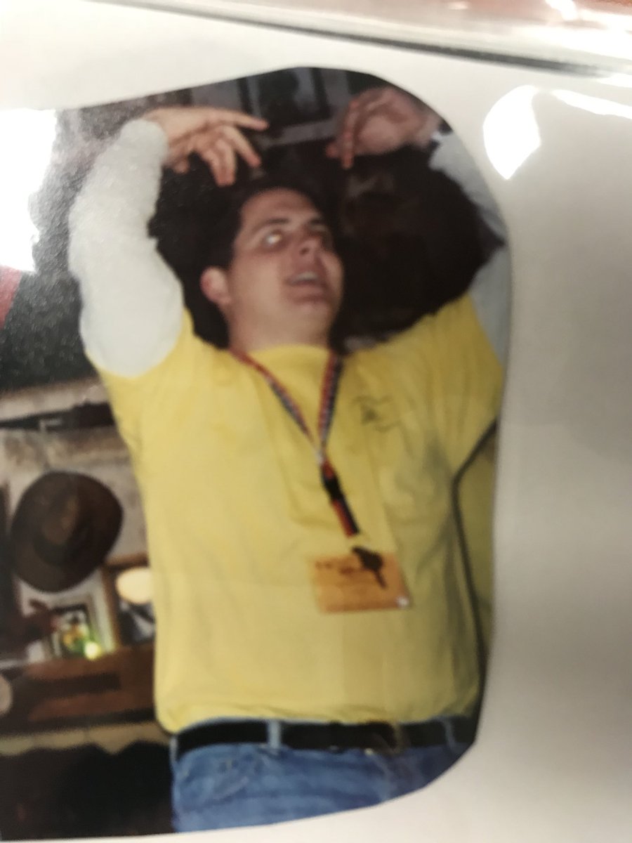 CarkMohen's tweet photo. @BrianGardnerSTL @katiestrubbs I have a whole cloud folder dedicated to pics of bg from college to use in moments like this 💛 https://t.co/En3RL764wk