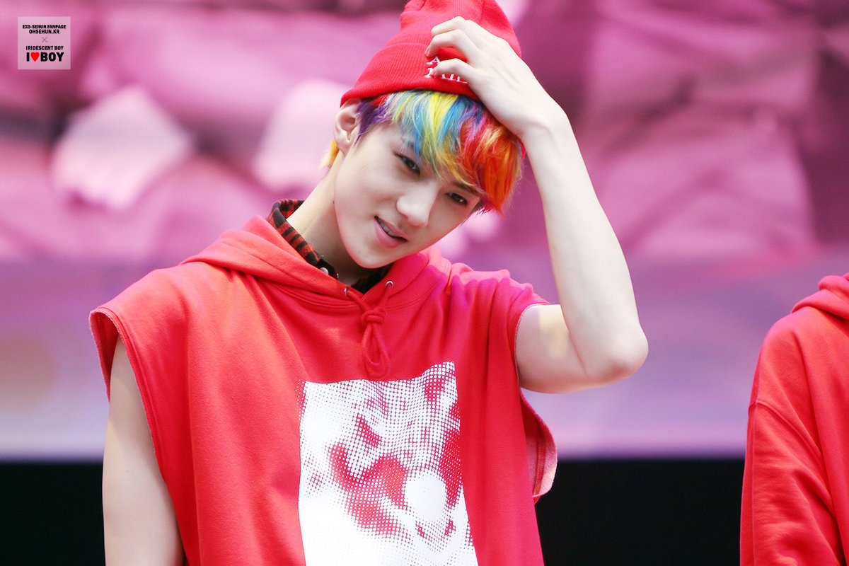 ccherry97306540's tweet photo. คิดถึงสีผมนี้จังเลย ความสดใสที่ออกมา ความน่ารักจากฮยอง ความทำสีผมจนไม่รู้จะทำสีไหนแล้ว #เดือนแห่งความสดใส่ #เดือนของฮยอง #ตั้งแต่วันนั้นถึงตอนนี้ก็เหมือนเดิม ซาร่าเฮ 💕 #sehun #SEHUN hq #hun #EXO #WeAreOne https://t.co/RT6y9r1NWY