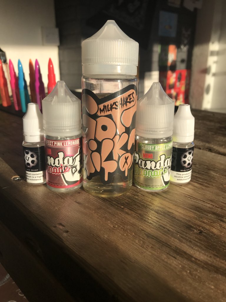 DevilsVapours's tweet photo. Well done all you guys that followed and retweeted and well done you 3 that won 🎉 shall we do it again ? Follow! Retweet! Tag and let’s go again might even make it a regular Tuesday thing.... prizes will get better each week as we grow this week 120ml and 2x25mls plus nicshots https://t.co/hteWNOpKty