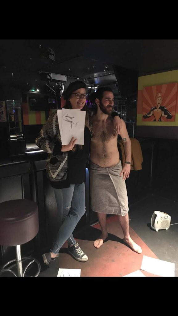 bespoke_dance's tweet photo. Life drawing class in #bristol #31stmarch #amazingdrawings #👌👌👌 https://t.co/kW1DM5tieK