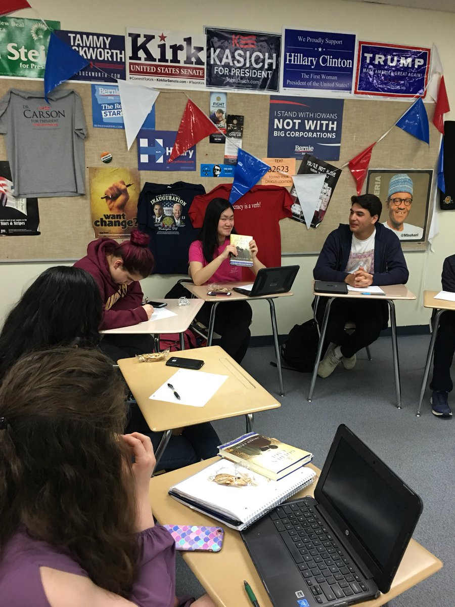 ChrisWolak1's tweet image. #APComparative @WaubonsieValley #apscholar Sophia C. “Drops Knowledge” on #politicalwarrior classmates from @ShirinEbadi6 ‘s “The Golden Cage” #afterbreakBookClub