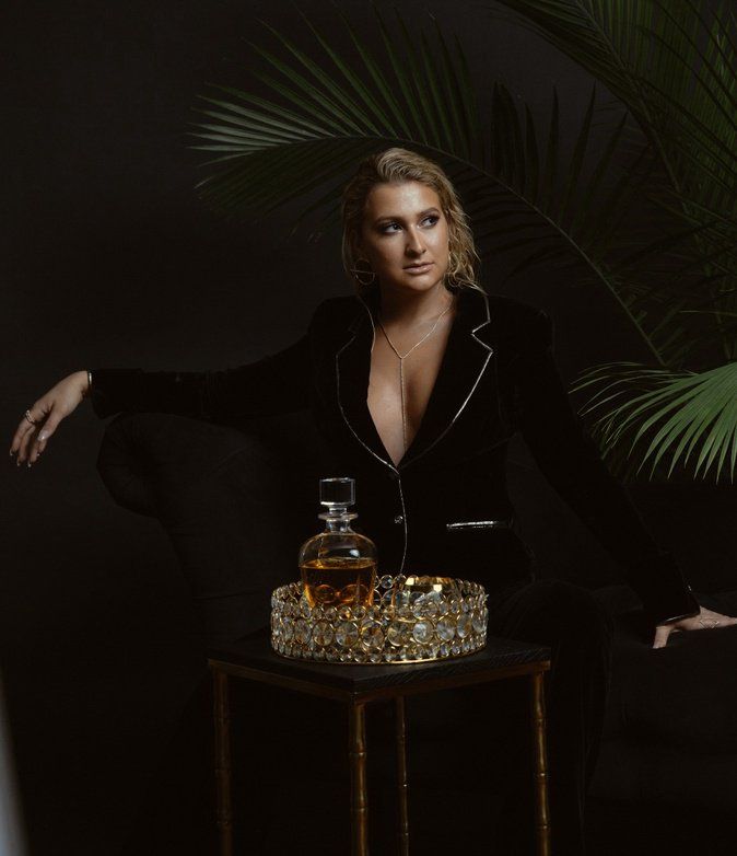 celebsecrets's tweet photo. We Caught Up With @LexxiSaal To Hear Her Dish About Her Brand New Song, #BreakABottle – Exclusive 🎶❤️

https://t.co/915zYCnOL6 https://t.co/2rppmTe2Od