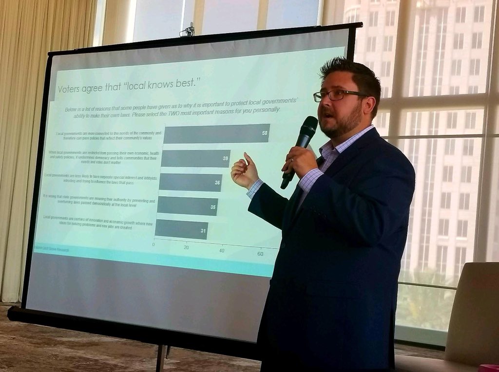 CATECOMM's tweet image. Our @FrancoRipple served as a messaging expert at the National @LeagueOfCities Mayors Institute, educating mayors from across America on communicating about local democracy. #DefendLocal #LetCitiesWork