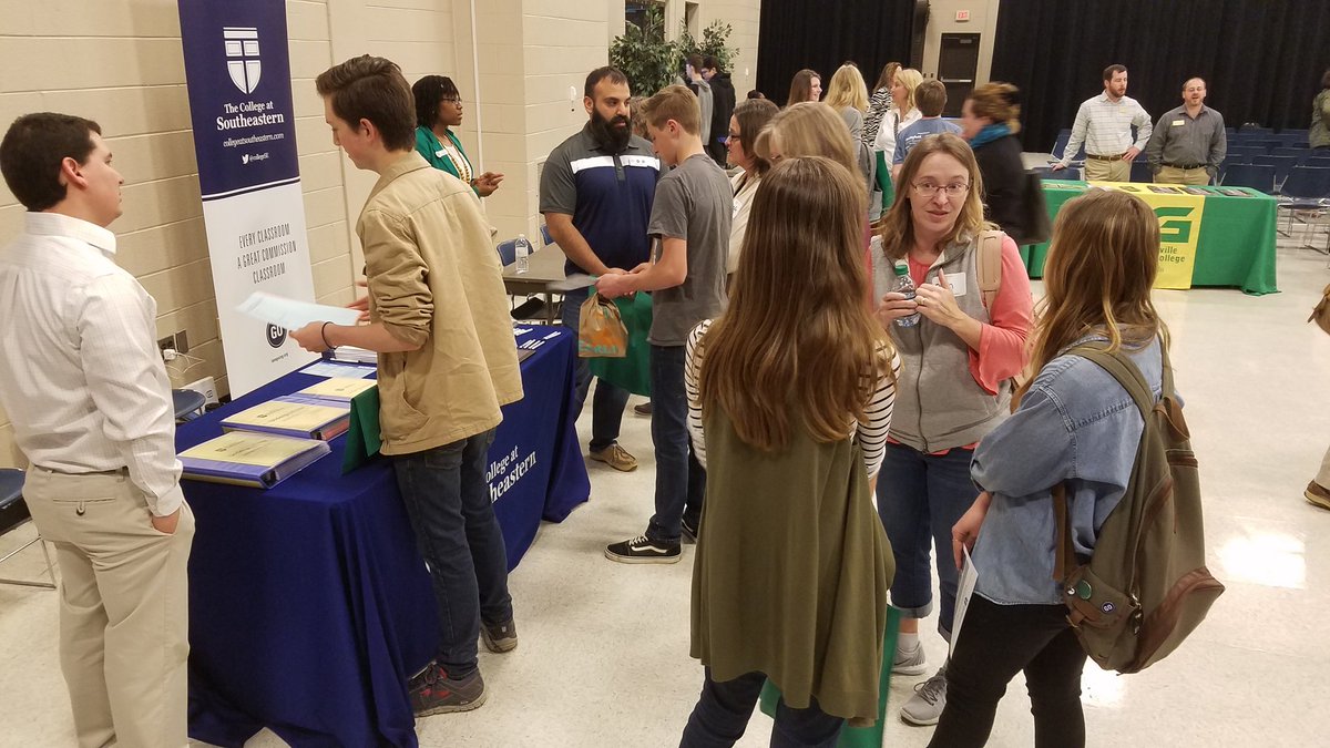 VanceGranville's tweet photo. Prospective students and their parents join @VanceGranville and @SEBTS for an event to promote higher education opportunities for #HomeSchooledStudents organized by @VGCCTechHire. https://t.co/3rsExGjYSW