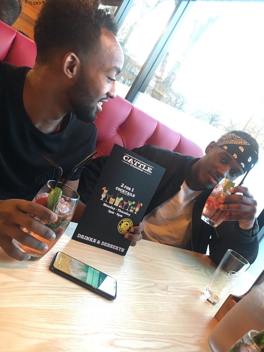 officialDJsylva's tweet photo. Just Checked In With the boys @Cattle_Steaks #Cattlesteaks https://t.co/00WgEX06jf