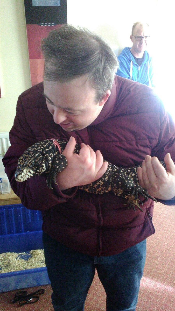 Mencap_NI's tweet photo. Tenants who live in Mencap NI’s supported living service had a visit this week from CJ’s petting zoo where they got the chance to see &amp; hold some wild animals 🐍 Some of the tenants were a lot braver than others when it came to holding some of them! https://t.co/11yVBVQqmf https://t.co/1UYXnq6M5B