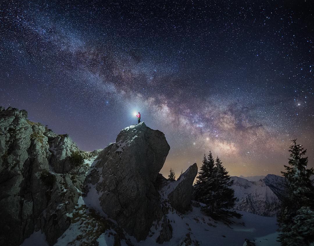Dado777sp's tweet photo. Buenas noches pajaritos,,
Que las estrellas te iluminen esta noche y los sueños más hermosos lleguen a ti.
#Dado7 #buenasnoches #estrellas #stars #sky #amistad #night #nature https://t.co/bRLEgPWFXP