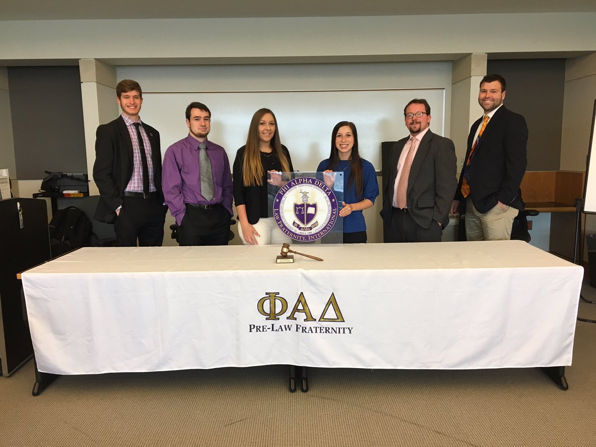 ferrisstatepad's tweet photo. Members at initiation today! https://t.co/w2iK7K90Eh