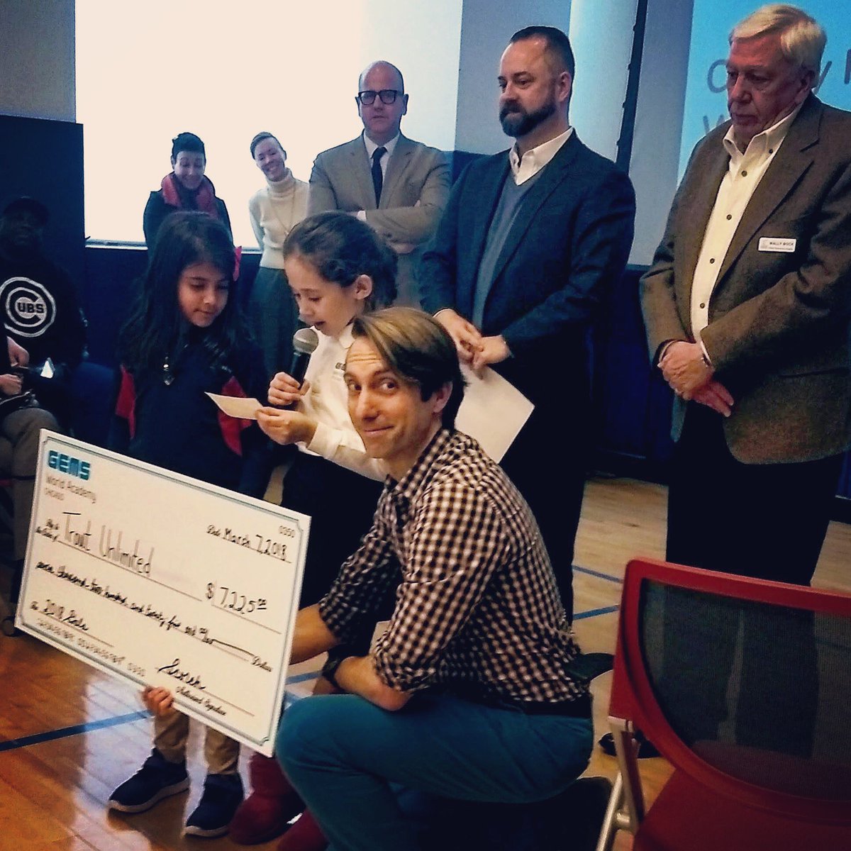 EDTU_Chicago's tweet photo. Thanks to the students at GEMS World Academy Chicago for their generous donation for youth education and conservation in the Midwest! EDTU representatives were in attendance to accept a check from first-graders at the school. @TroutUnlimited #troutintheclassroom #edtu https://t.co/DSTfv7YLCS