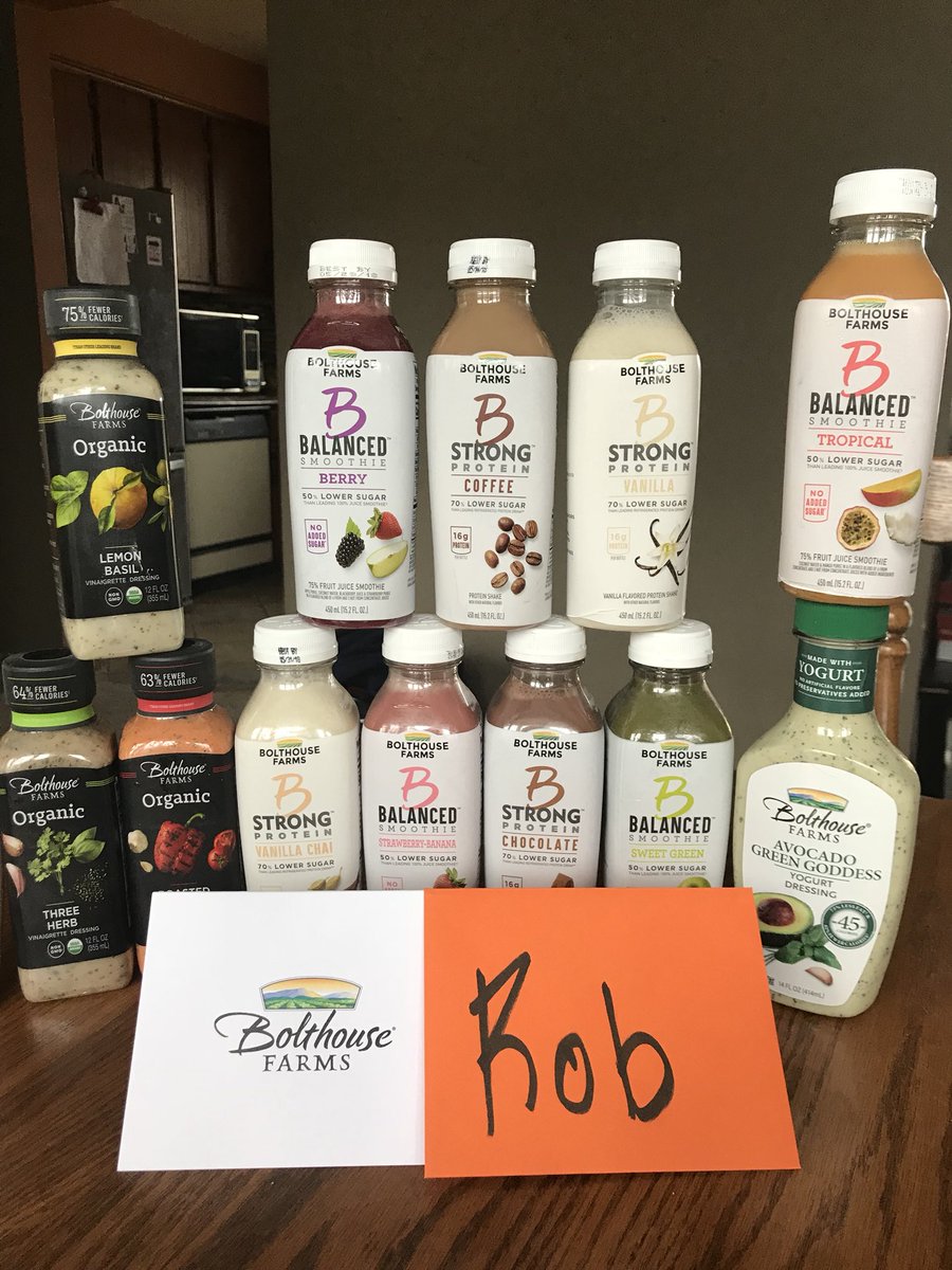robwaslowski's tweet photo. Shout out to @bolthousefarms the new product line is π₯π₯.
Post workout fruit smoothies with NO added sugar. Keeping the health and taste delivery on point ππ. #fit #fitness #fitfam #bolthouse #fire #delicious #healthy #smoothie #fruit #recovery #macros #muscletech https://t.co/qRNjf24Nfw