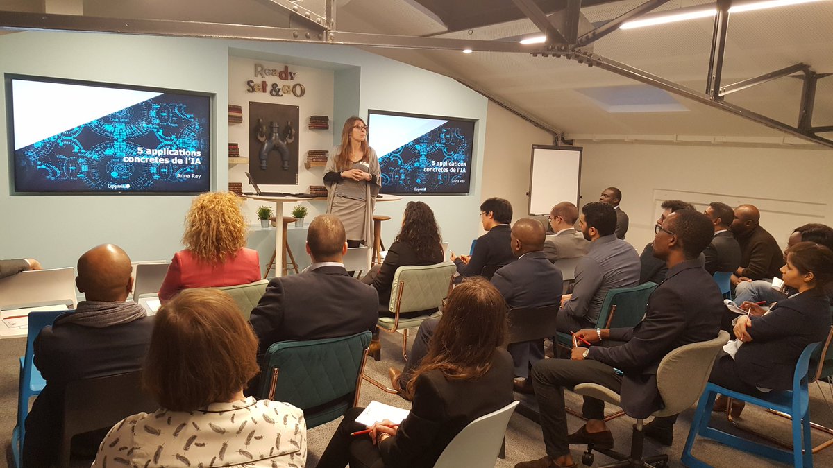 Alors l'#IA c'est quoi finalement? C'est l'ensemble des #algorithmes auxquels on va apprendre à résoudre des problèmes ;) soirée #datalovers by <a href="/capgeminifrance/">Capgeminifrance</a>