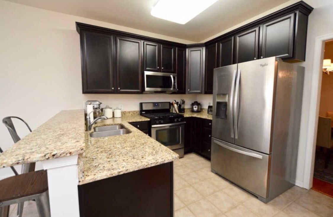 JonCohenTeam's tweet photo. HOT new listing!! 3 bed, 3 bath townhome; The Shire at #Somerdale. #Imaginelivinghere #forsale #southjersey #NJRealestate https://t.co/WpjyZ0ic9c
