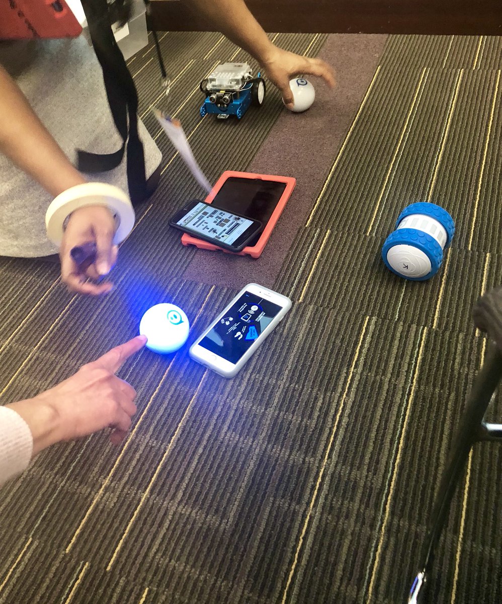 TDSB_Robotics's tweet photo. TY @onelearningseed &amp; @EducatorBaker for the opportunity to learn the capabilities and curricular applications of classroom robotics. So many great resources available at https://t.co/wCNcsVXcbh #tdsbul18 #tdsbgc #tdsbdll https://t.co/psJov3WaA6