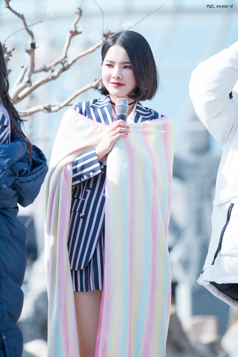 180323 💗
©Bellus_927