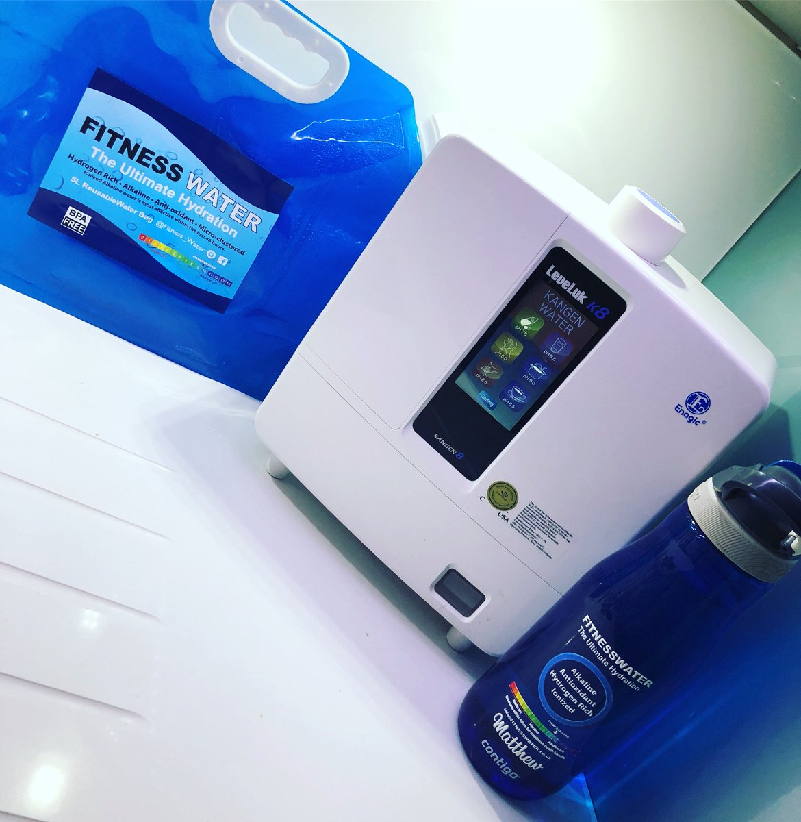 AthletePositive's tweet image. #kangenwater start from the inside 👍🏼💪🏼👊🏻😁