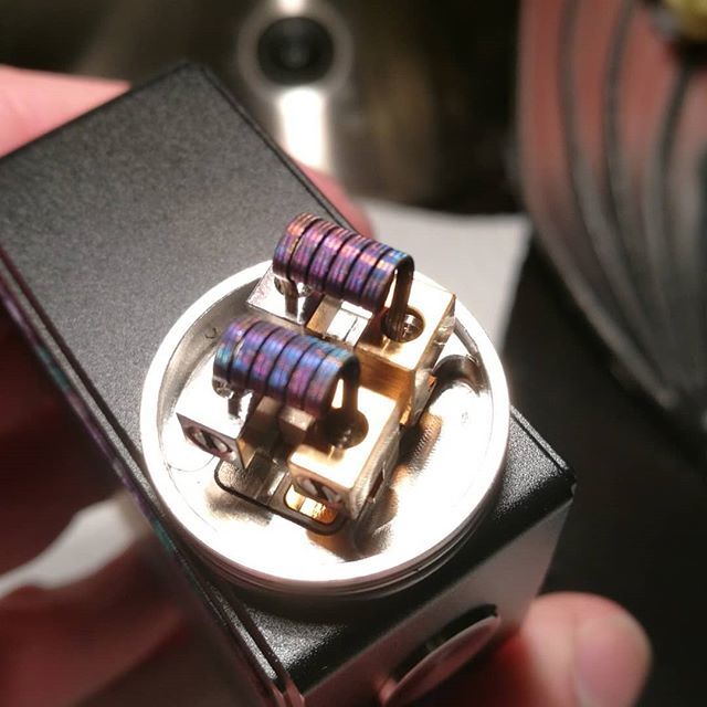 GrosToumeii's tweet image. La vape, c&apos;est beau !
#Coil #DeadRabbit #DragVoopoo #vapeporn ift.tt/2JhODze