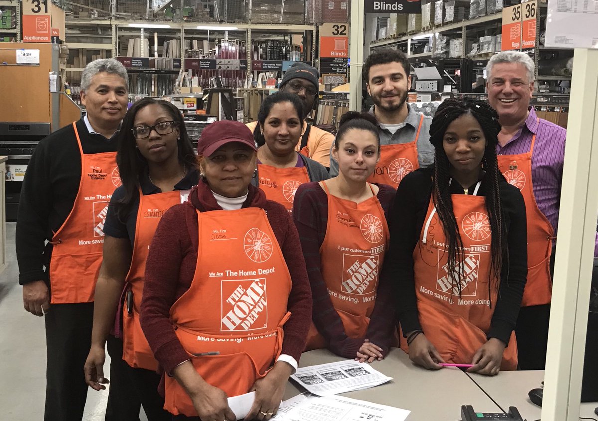 JoelBleiberg's tweet photo. SUPER SPECIALTY TUESDAY @6877 Bruckner #getitinstalled #hdeconnectivity @BradMorrison11 @BWaliszewski @JoelBleiberg @RonnieOddo @KuhrJeff https://t.co/TvfseW6Jx4