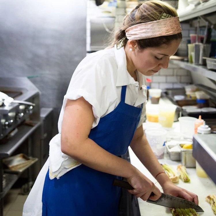 Another #ladyboss taking her #popup skills to a brick and mortar kitchen. Chef Adriana Urbina hard at work at De Maria 📸: @kathrynmichael #womenchefs #chefslife #dinnerparty #forkmonkey #theundergroundfoodnetwork