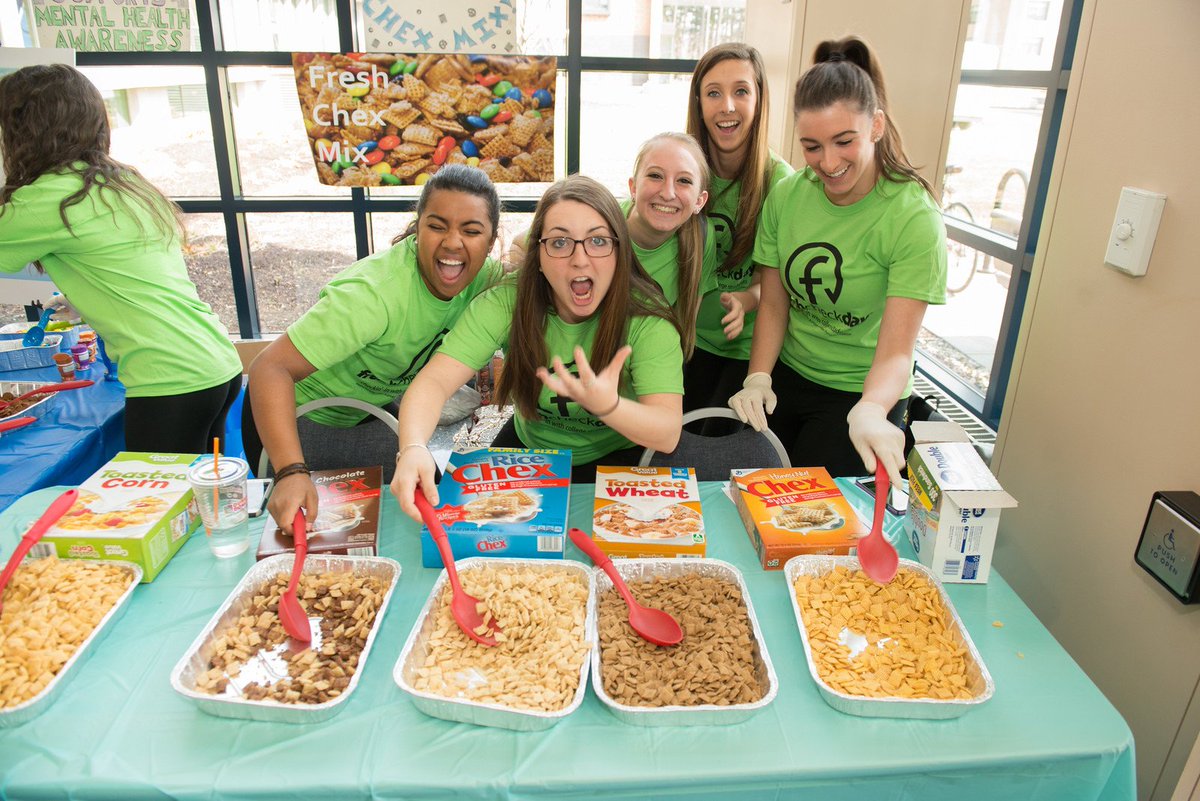 WestfieldState's tweet photo. The @WSUDANCETEAM Chex Mix photos are a #FreshCheckDayWestfield tradition — here's proof from our first Fresh Check Day to the most recent!

See more 📷 from this year's @FreshCheckDay: https://t.co/fFEeysGbL8 https://t.co/tx6vslbm1K