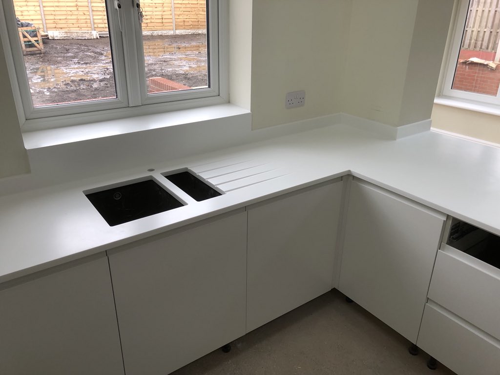 This super-sleek Tristone Pure White project was expertly installed by our team today in Sheffield...!
#madeinsheffield #solidsurface #tristoneuk #sheffieldissuper

sheffieldsolidsurfaces.co.uk