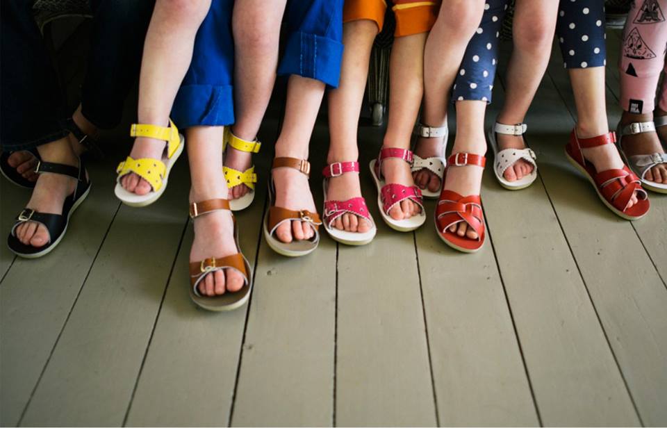handpickedlocal's tweet photo. @hopscotch_shoes | #Saltwaters - We're loving this year's fabulous range of styles and colours. Available online too https://t.co/OdJnNWsiLd #wetherbyhour https://t.co/j62H8Sun46