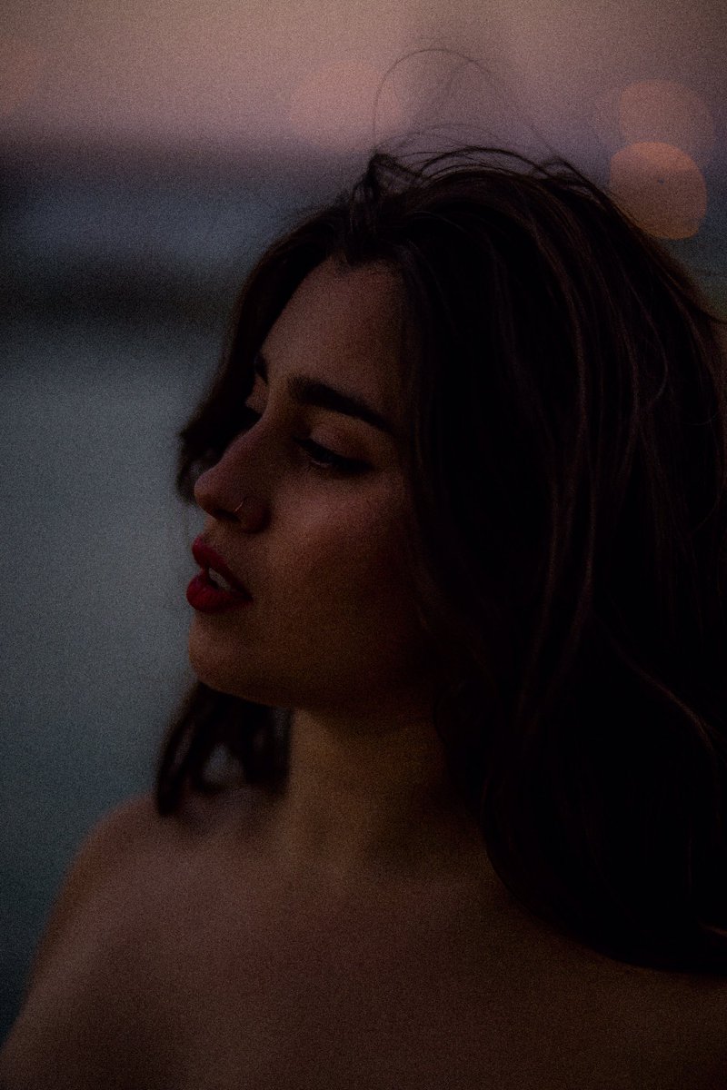 LaurenJauregui's tweet image. In and out of focus 📷 #MaxBarone