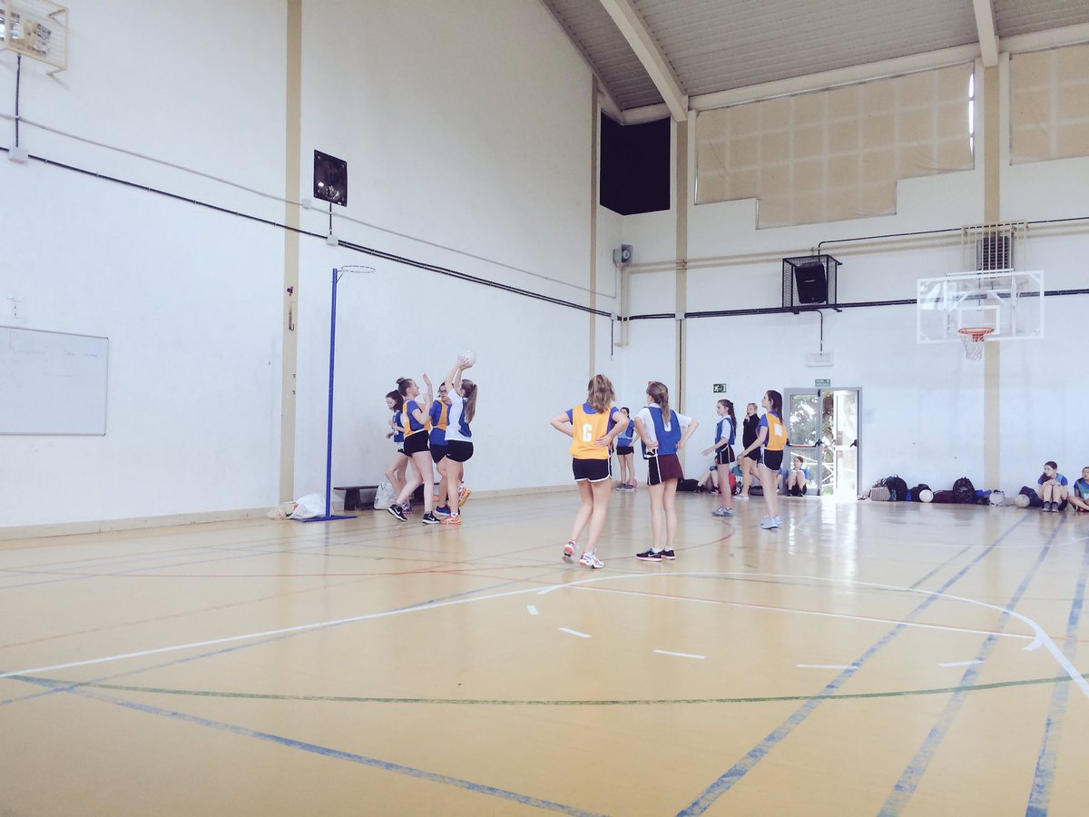 MissJShaw1's tweet photo. @CHHS_UK_PE MALAGA 2018: Great team spirit and determination both from CHHS and the opposition @MonmouthCompPE Well done girls!!! ๐ช๐๐โโ๏ธ #teamwork #proud #winning #netballontour @perrysmrs https://t.co/kUg8BKw0HF