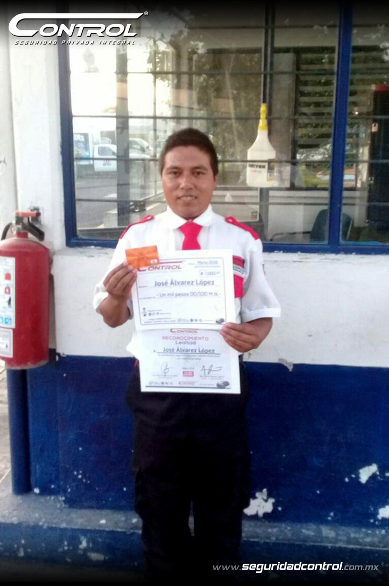segcontrol's tweet image. Reconocimos a Nuestro Héroe Control en Gamesa Puebla: José Álvarez ¡Muchas Felicidades!#YoSoyControl #ControlPuebla #HéroesControl