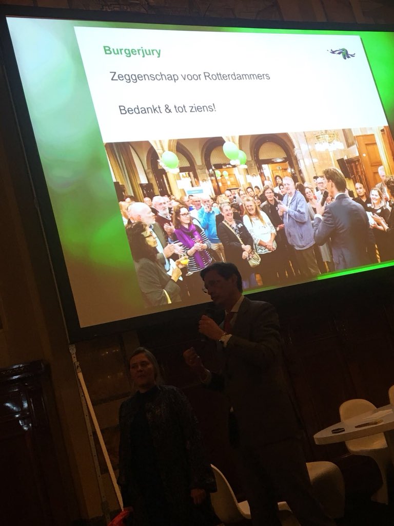 Wethouder <a href="/Eerdmans/">Joost Eerdmans</a> sluit de bijeenkomst af. Bedankt #burgerjury010 dat u #meedenktmeedoet! rotterdam.nl/bestuur-organi… #totziens